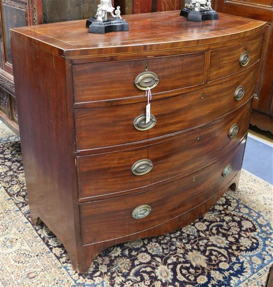 A Regency mahogany bowfront chest of drawers W.113cm